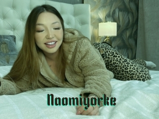 Naomiyorke